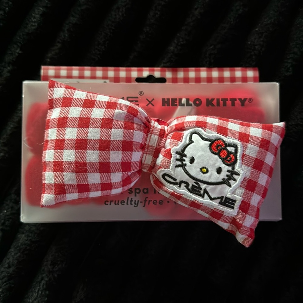 Hello Kitty x Crème Shop plush spa headband red and white check bow NEW in box